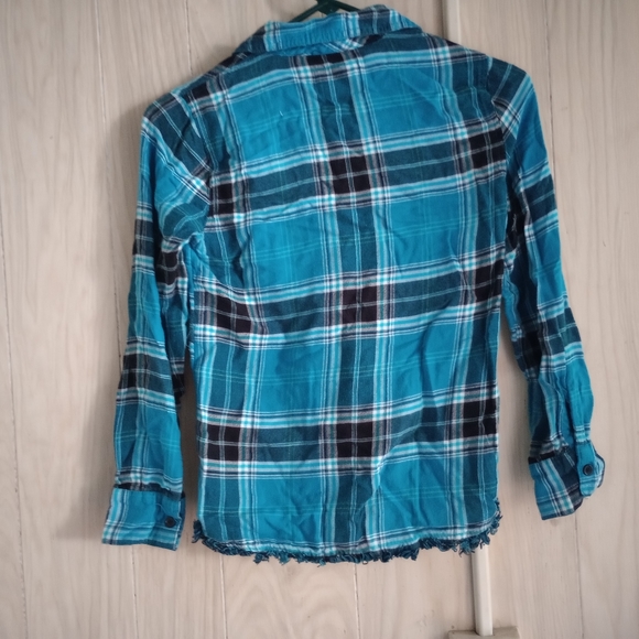 Justice Flannel - Picture 4 of 5
